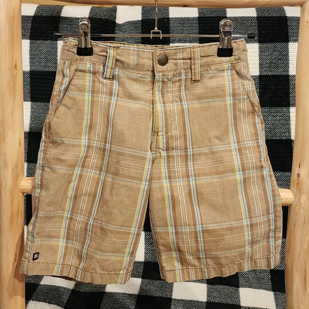 Boys plaid shorts in size 5